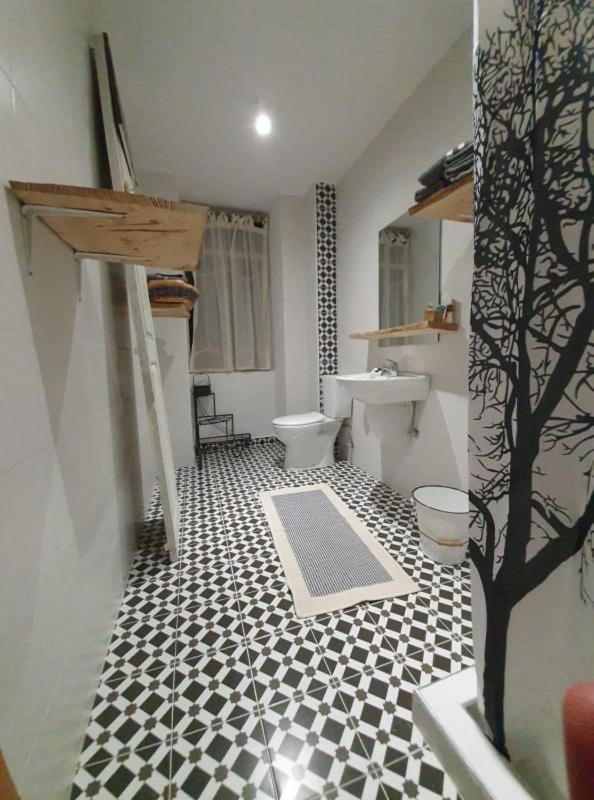 Dhara House Malta Bed & Breakfast *